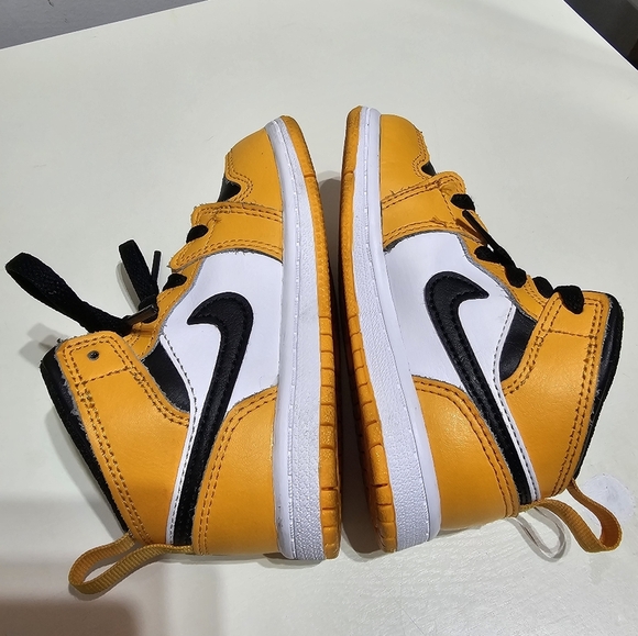 Nike Jordan 1 Mid Taxi (TD) 640735 701 Kid's Size 8C Black/White - Picture 8 of 12